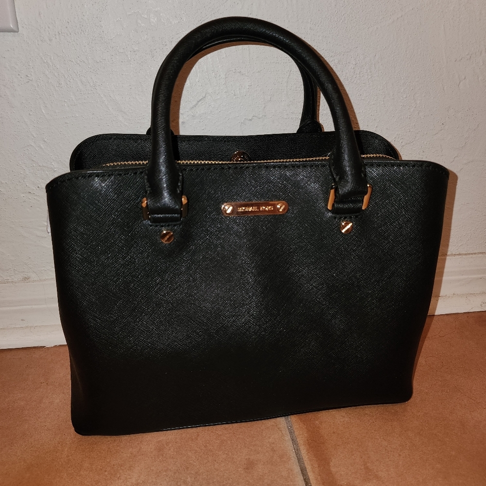 Michael Kors NWOT Medium Satchel and Crossbody